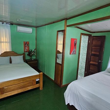 Bastimentos Hill Guest House Bocas Town Luaran gambar