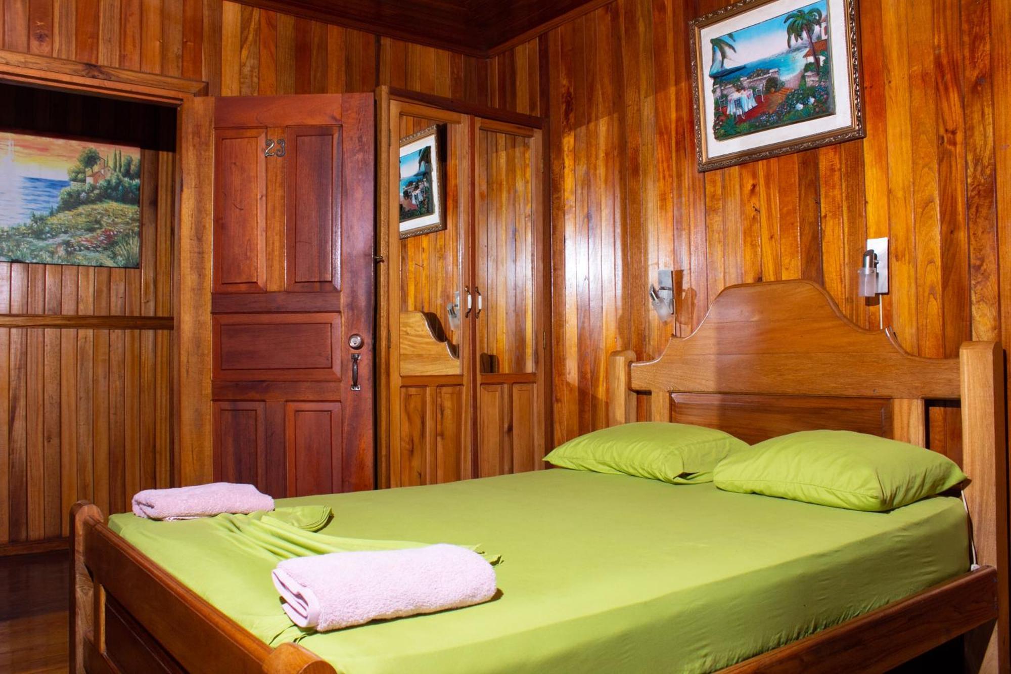 Bastimentos Hill Guest House Bocas Town Bilik gambar